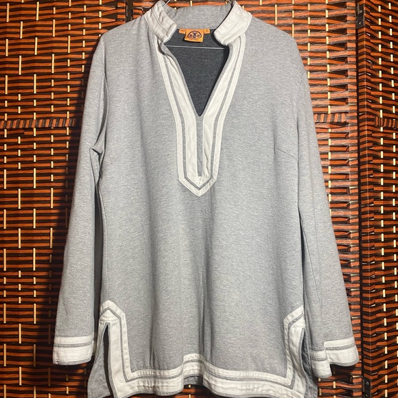 Tory Burch Tops - Tory Burch Gray Tunic Top – Size XL – Like New
